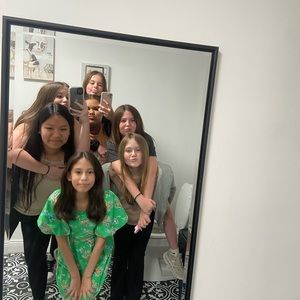 Meet your Posher, Kinsleigh